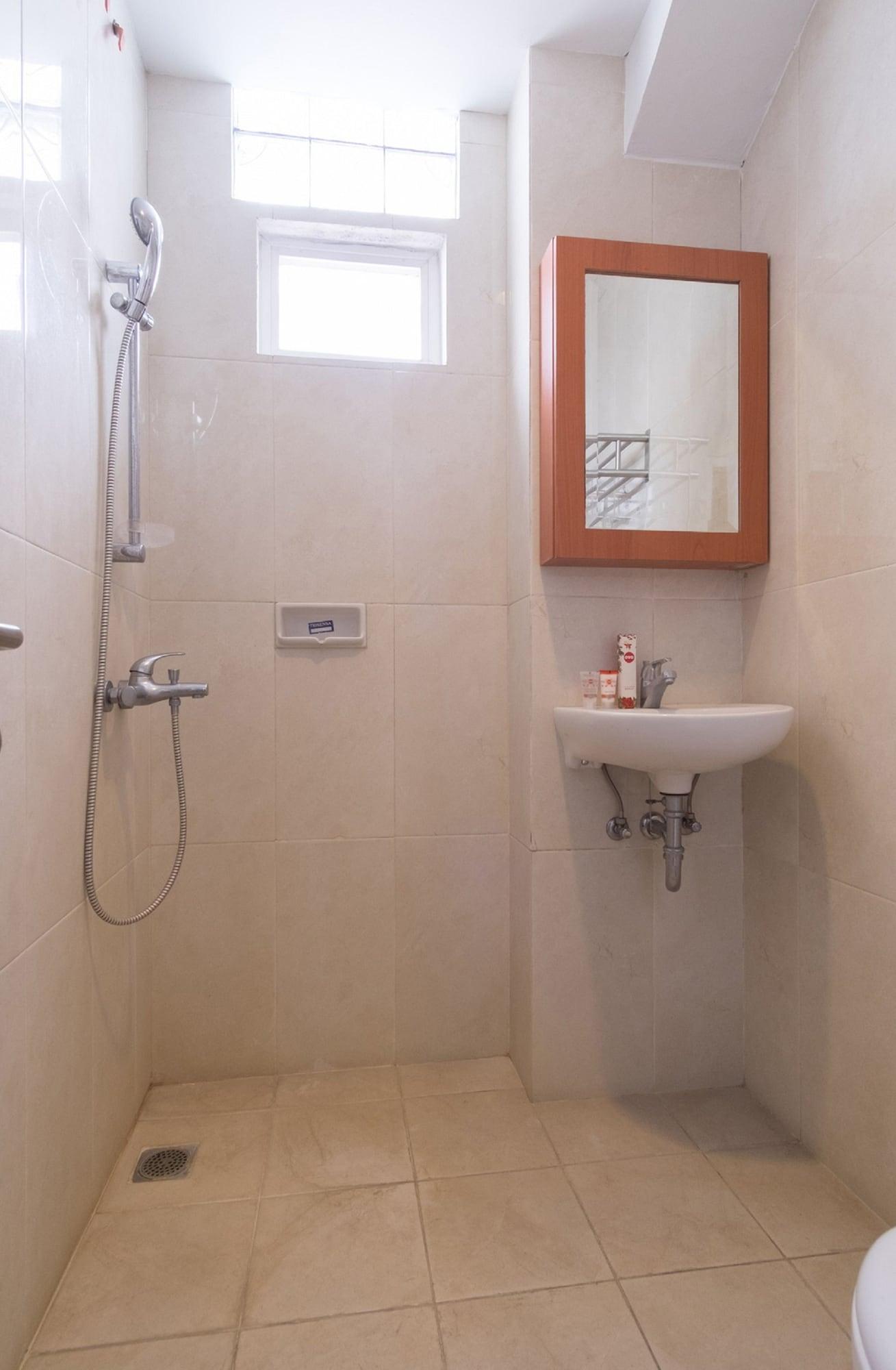 Oyo 294 Andrea Residence Syariah Medan Kültér fotó