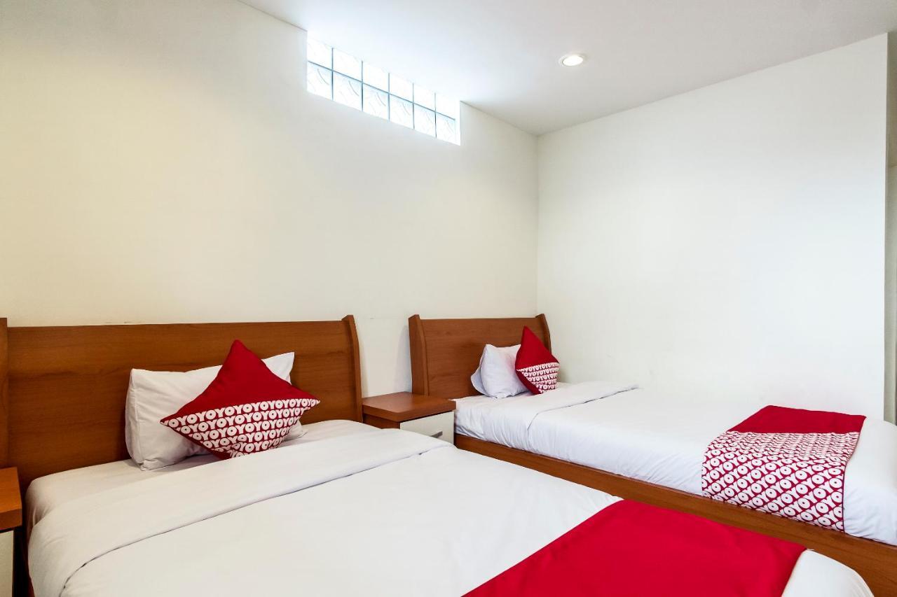 Oyo 294 Andrea Residence Syariah Medan Kültér fotó