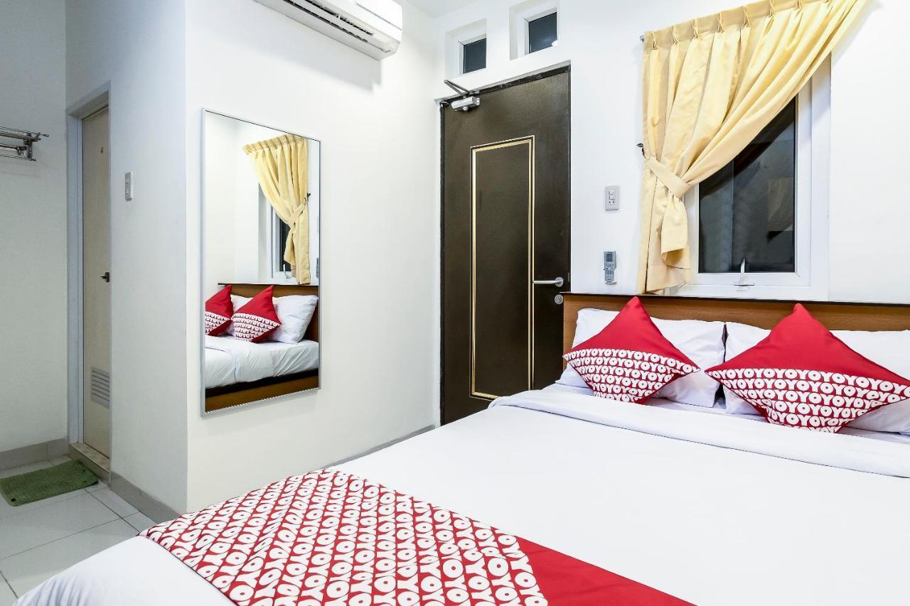 Oyo 294 Andrea Residence Syariah Medan Kültér fotó