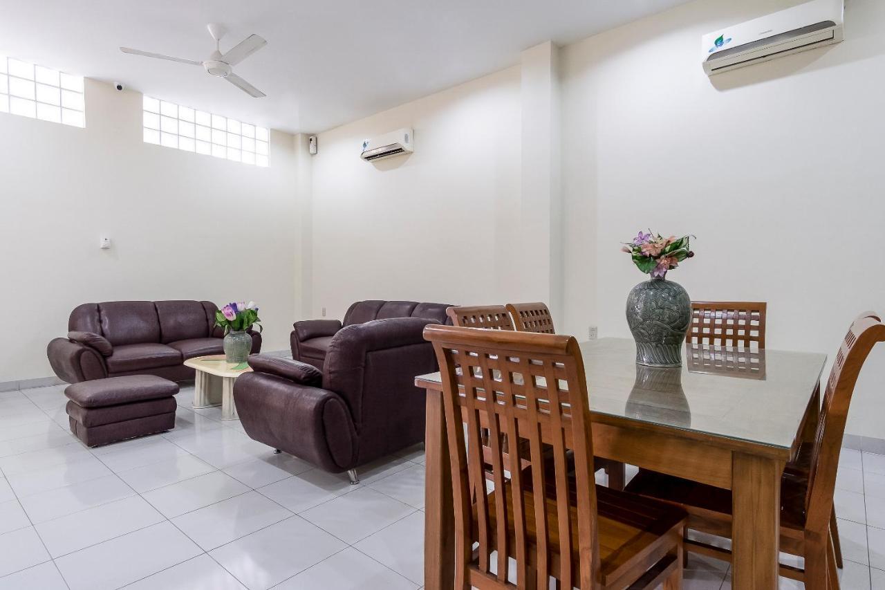 Oyo 294 Andrea Residence Syariah Medan Kültér fotó