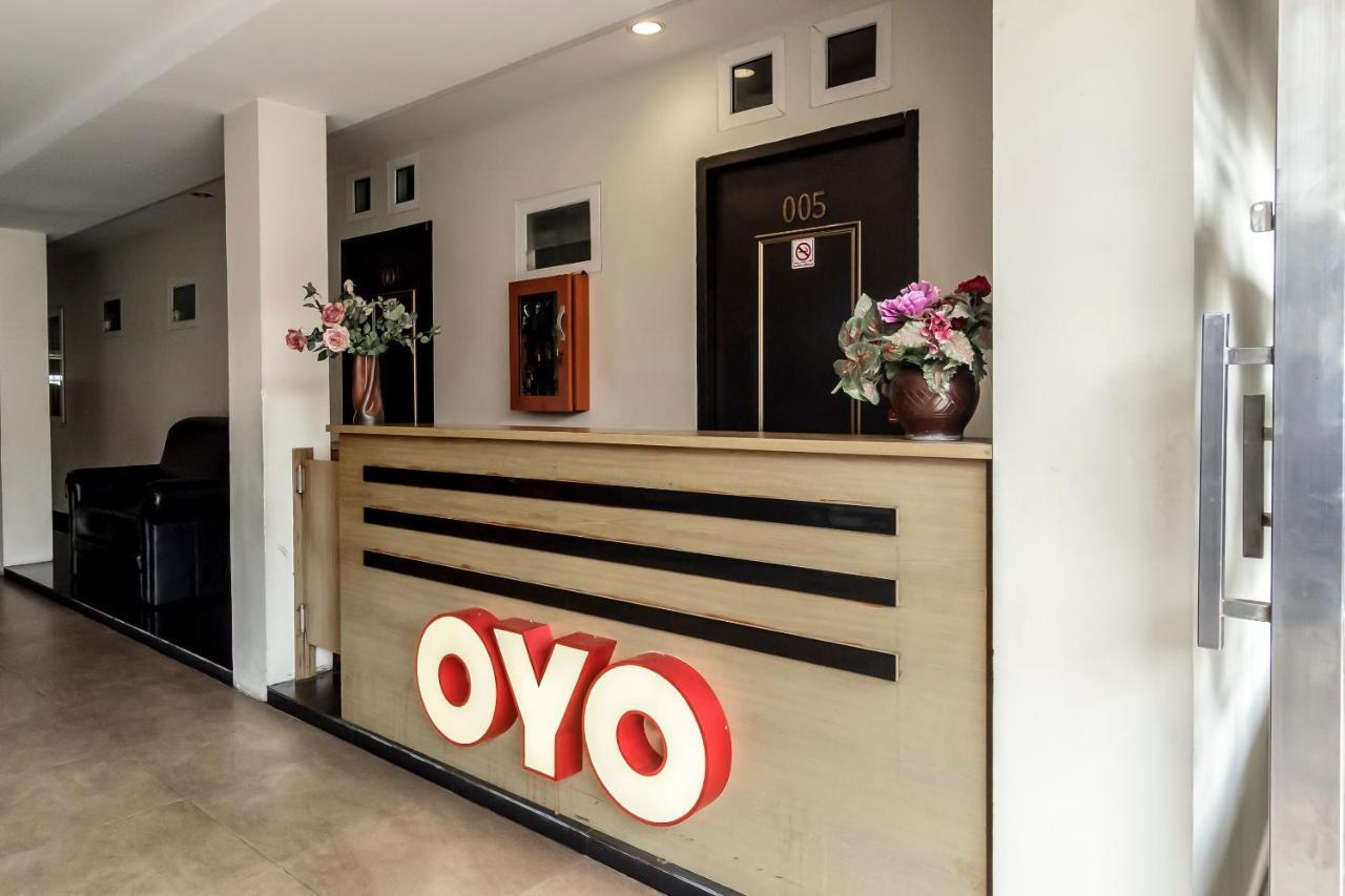 Oyo 294 Andrea Residence Syariah Medan Kültér fotó